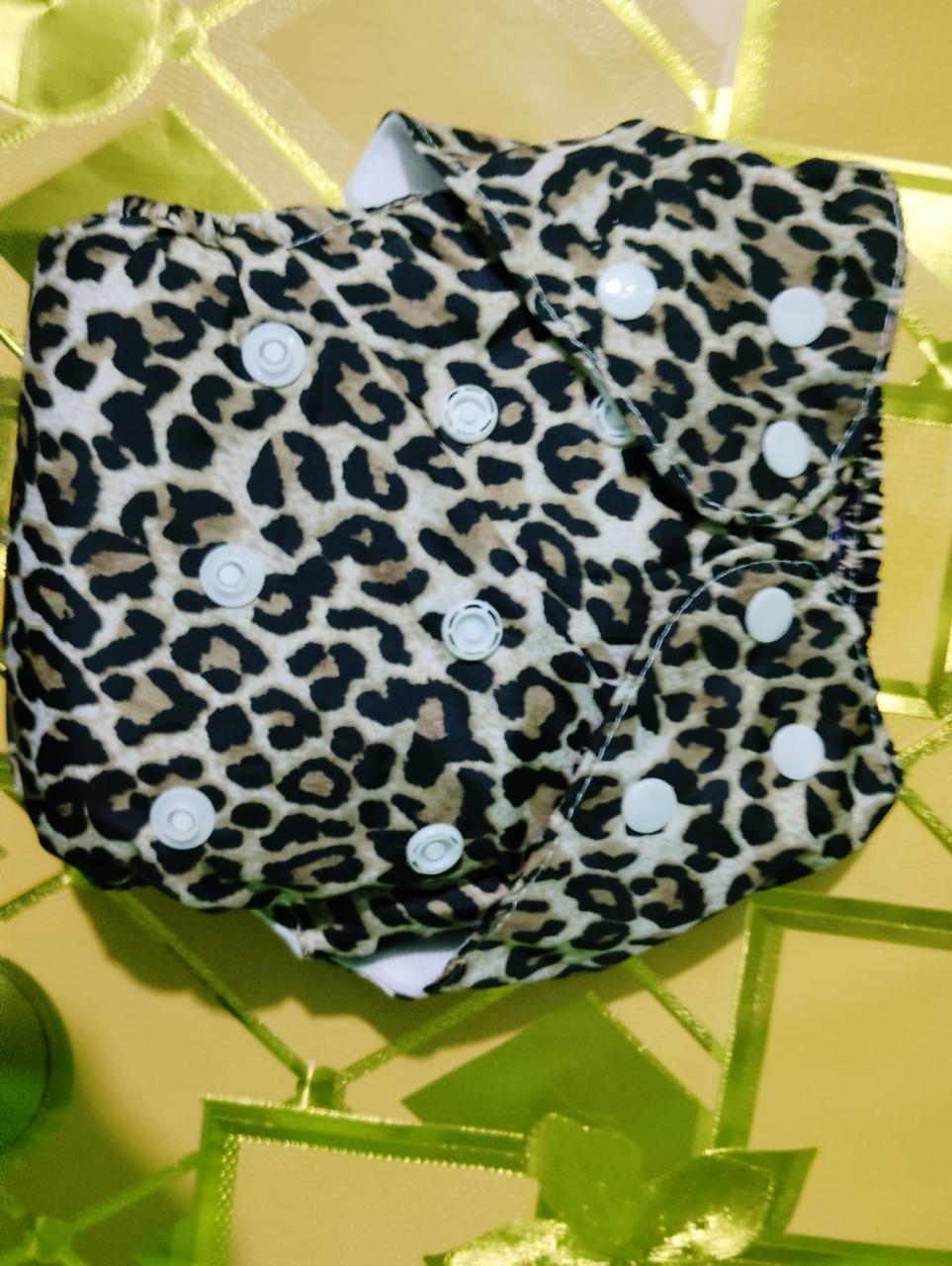 ডায়াপার প্যাকেজের সামনের দিক